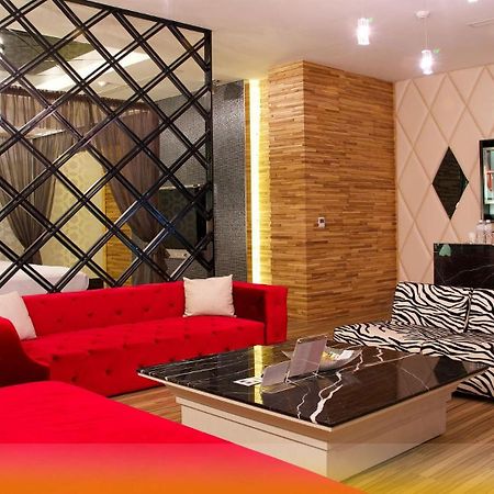 Wehome Motel Tainan Exterior foto