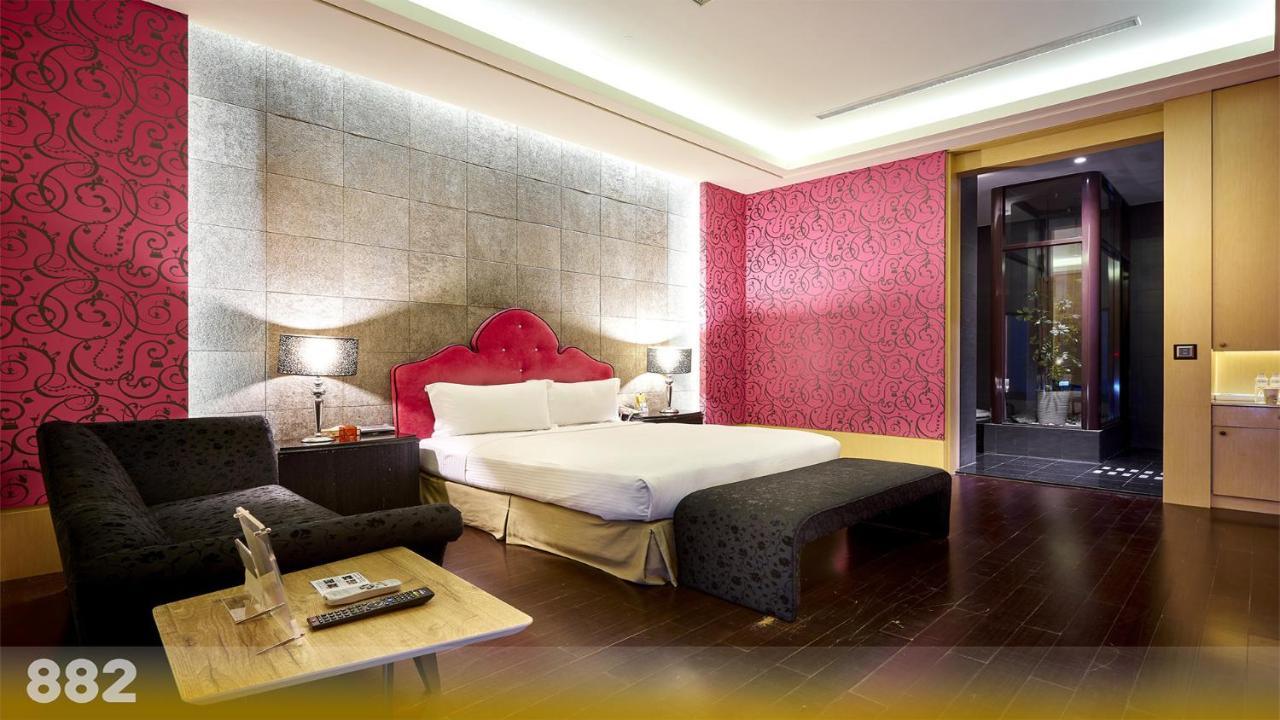 Wehome Motel Tainan Exterior foto