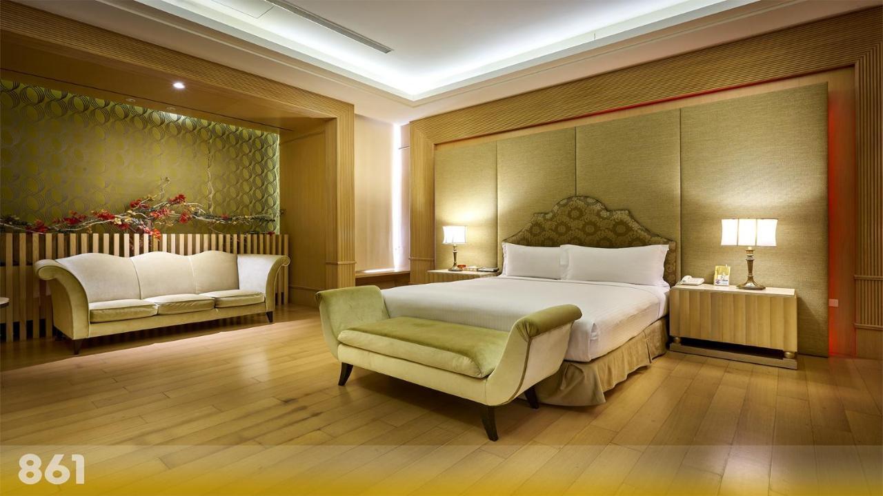 Wehome Motel Tainan Exterior foto