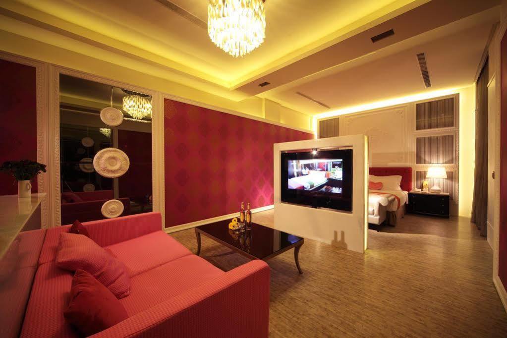 Wehome Motel Tainan Exterior foto